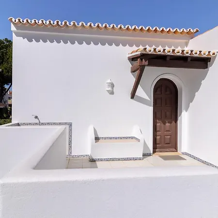 Fineli * ヴィラモウラ