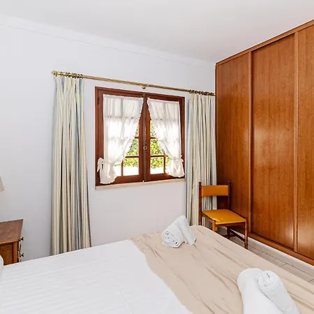 Fineli ヴィラモウラ