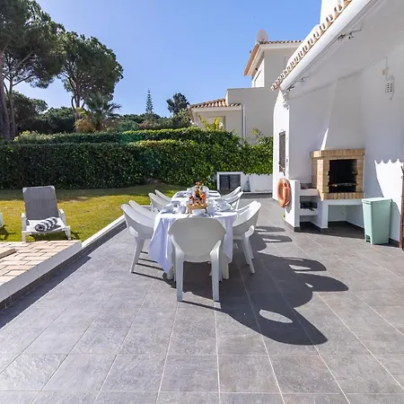 Hébergement de vacances Fineli *