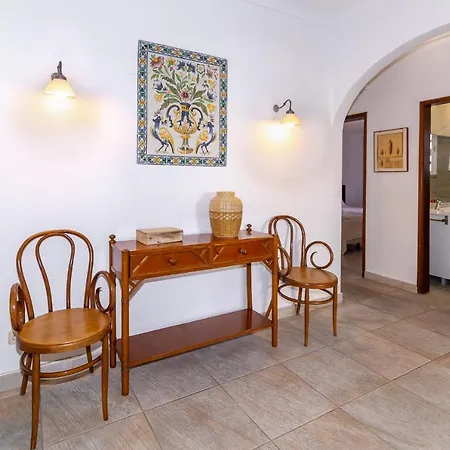 Fineli Casa de Férias Vilamoura