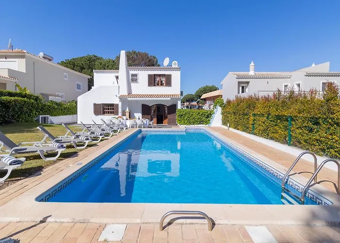 Fineli Dom wakacyjny *