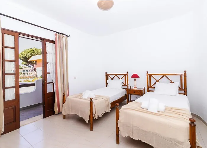 Dom wakacyjny Fineli Vilamoura