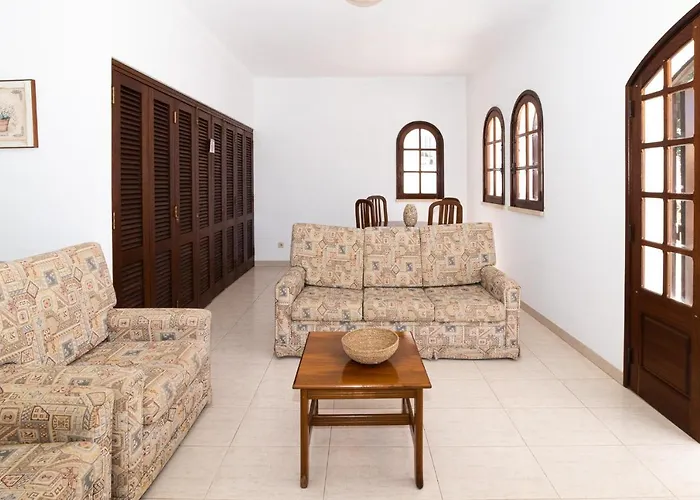 度假居 Fineli 维拉摩拉